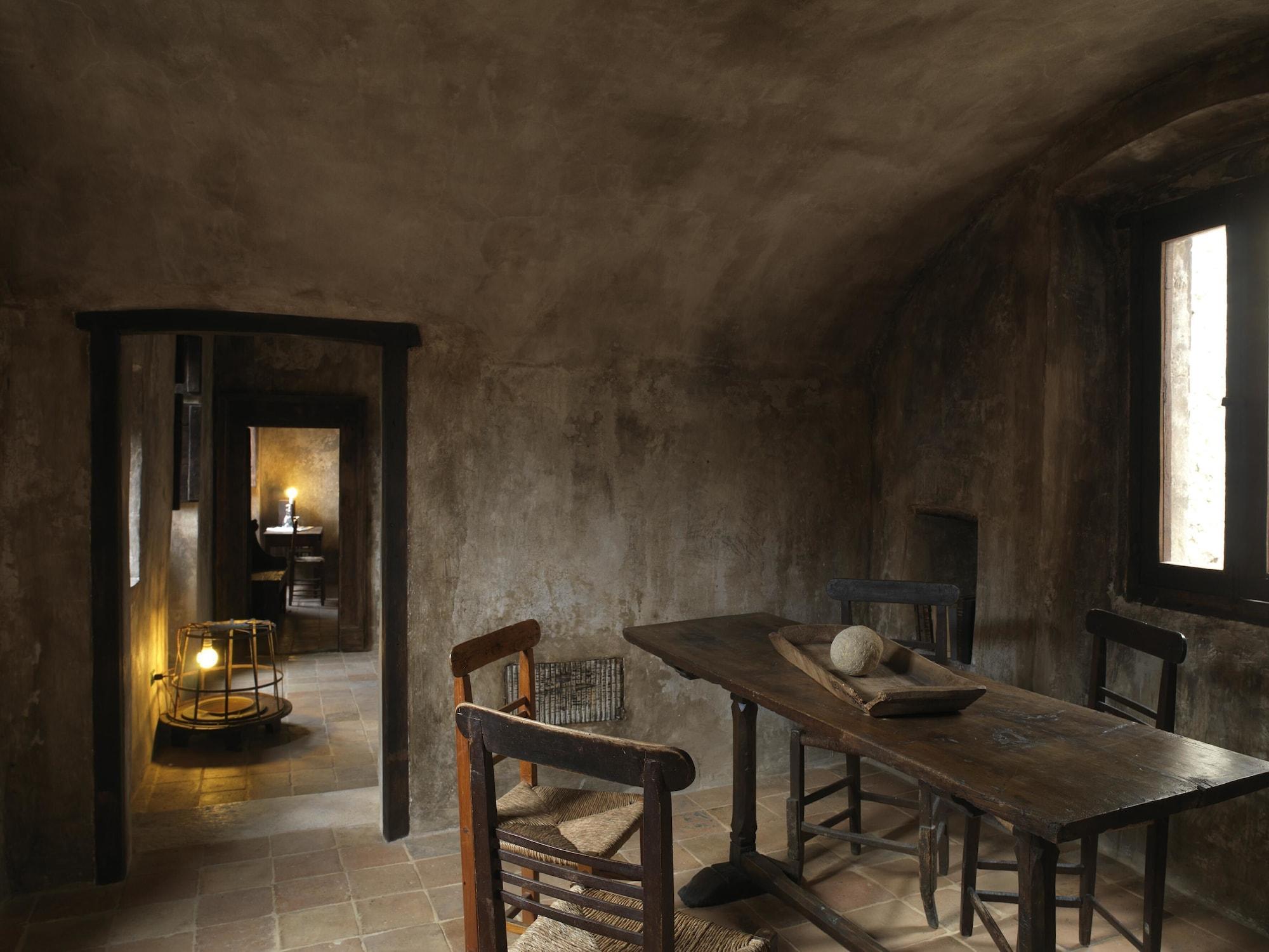 Sextantio Albergo Diffuso Santo Stefano Di Sessanio Exteriör bild