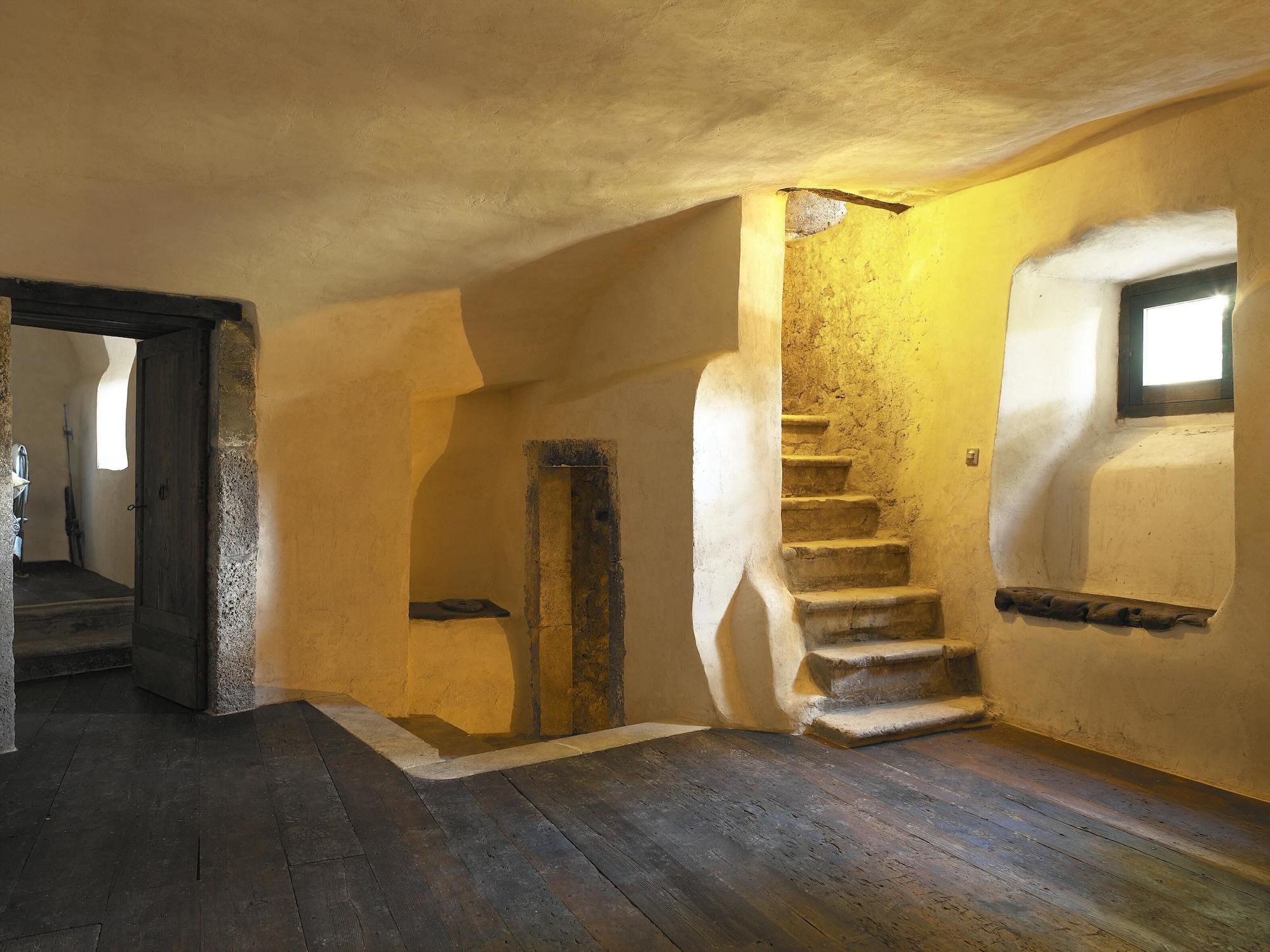 Sextantio Albergo Diffuso Santo Stefano Di Sessanio Exteriör bild