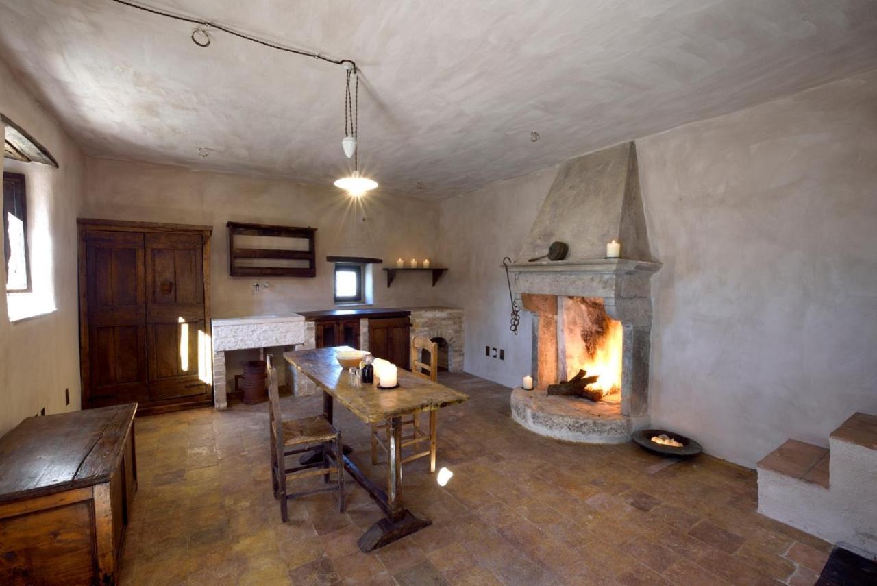 Sextantio Albergo Diffuso Santo Stefano Di Sessanio Exteriör bild